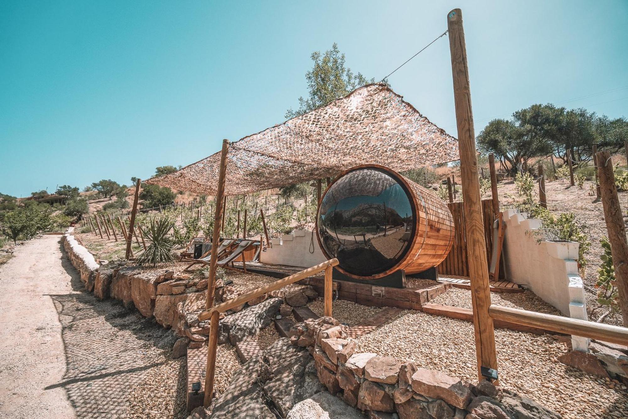 Hotel Eco Cueva Del Gato 2*